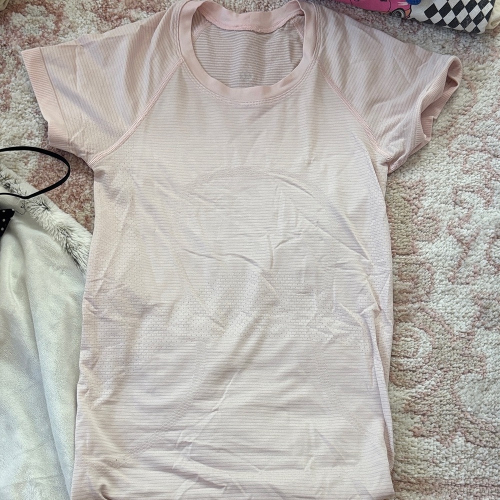 Lululemon Athletica Light Pink Short Sleeve Tee